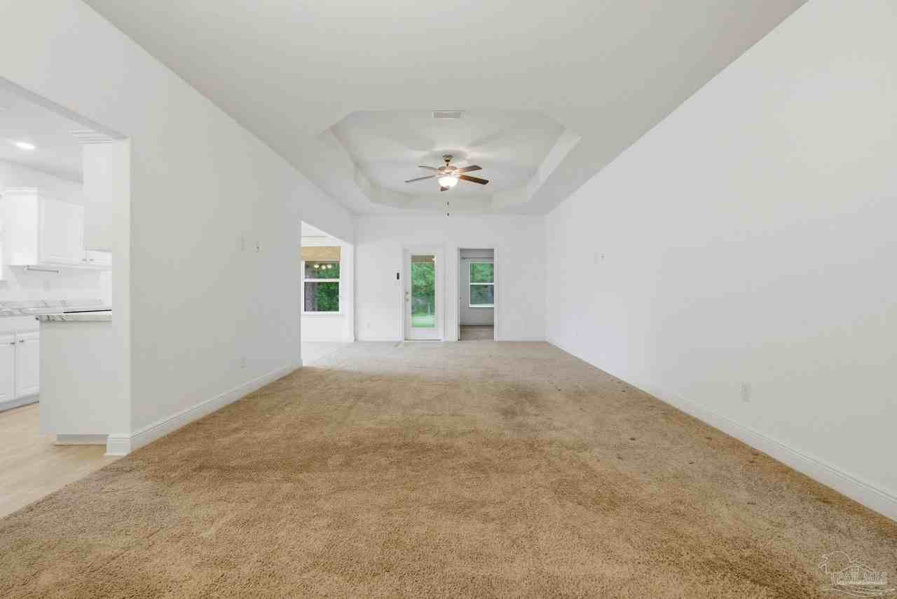 12319 Pinfish Rd - Photo 7 of 29