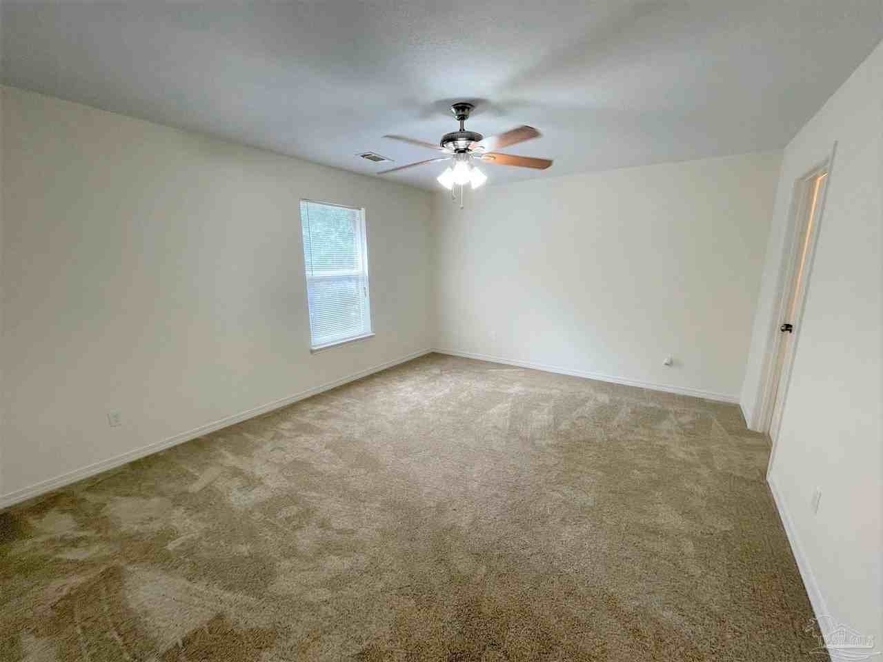 1786 Kell Rd - Photo 5 of 10