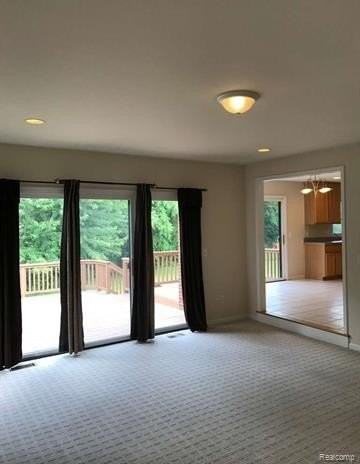 7782 Watford Dr - Photo 6 of 26