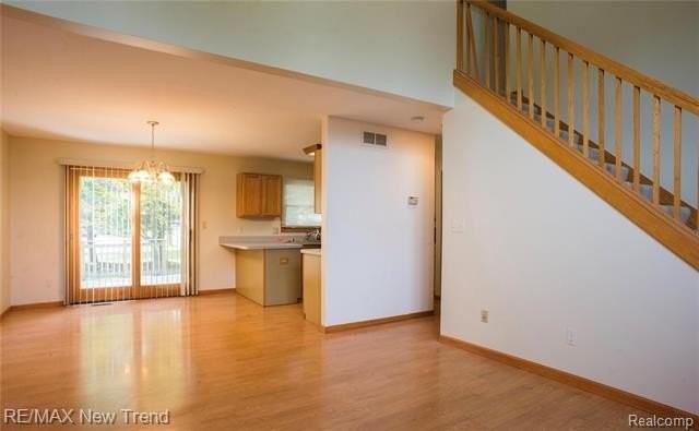 1337 Middlewood Dr - Photo 4 of 18