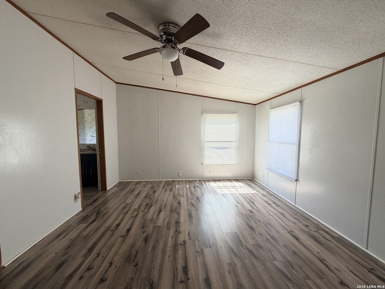 145 County Road 3821 - Photo 7 of 15