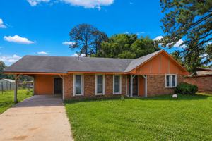 featured image of 6513 Abraham Lincoln Dr #1