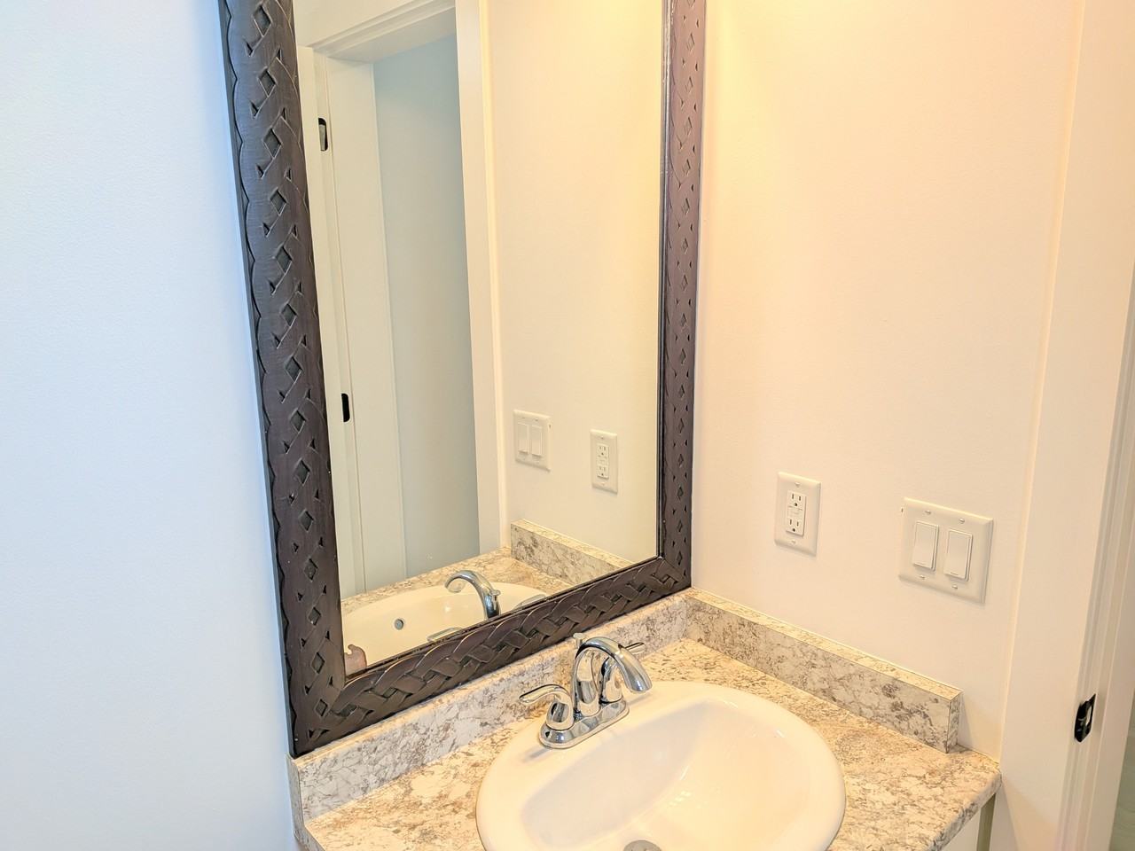 419 5th Ave #1 - Photo 5 of 5