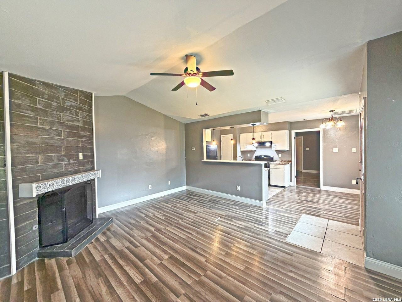 14431 Woods Hole Dr - Photo 5 of 13