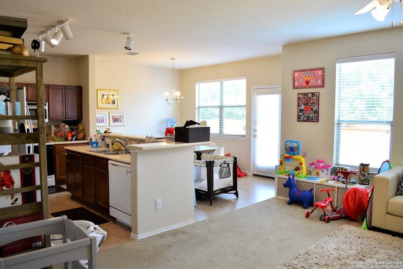 8531 Pecan Cross - Photo 3 of 13