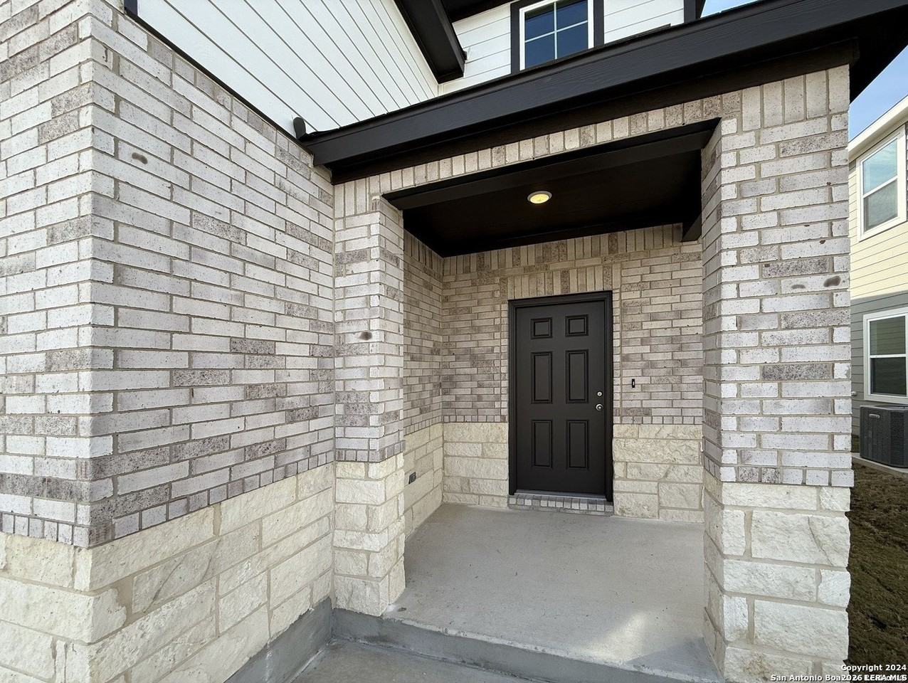 7637 Birch Holw - Photo 2 of 31