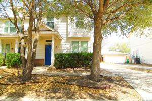 featured image of 10216 Lateleaf Oak