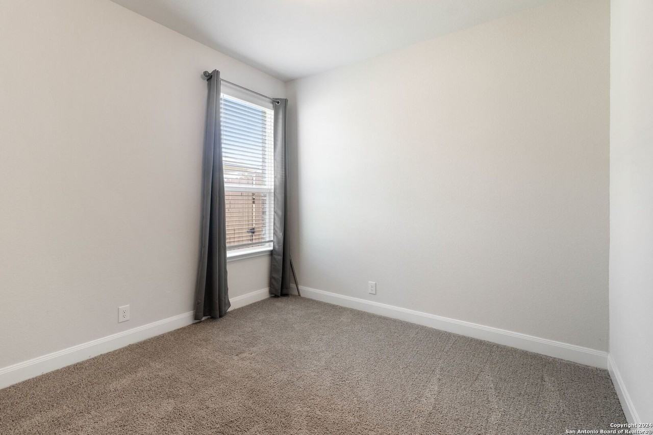 568 Lilac Shls - Photo 6 of 17