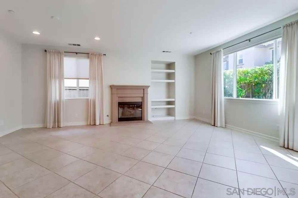 17020 New Rochelle Way - Photo 7 of 36