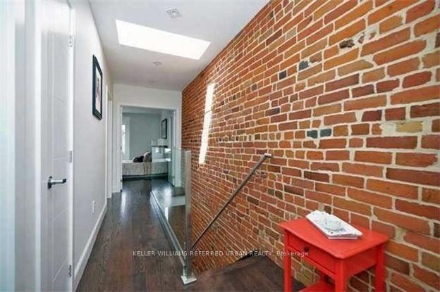 289 Barton Avenue - Photo 3 of 29