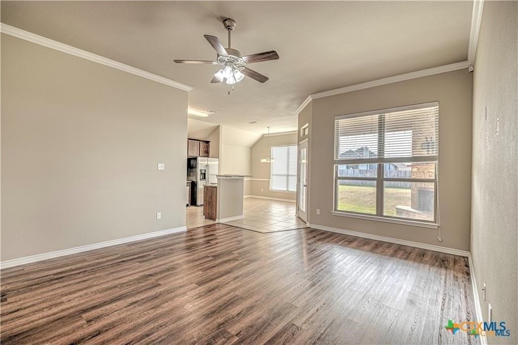 609 Coventry Dr - Photo 5 of 17