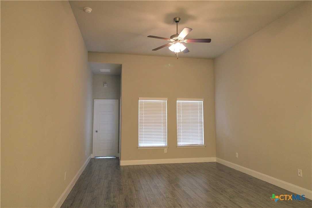 1209 Old Fm 306 - Photo 5 of 15