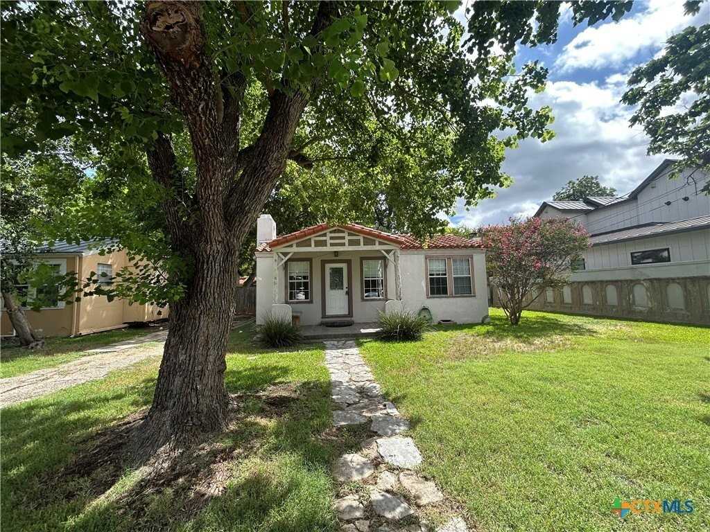 1030 Cole Ave - Photo 2 of 31