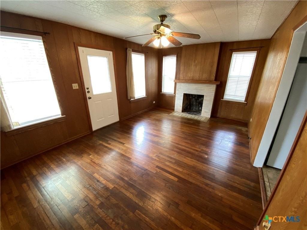 1030 Cole Ave - Photo 6 of 31