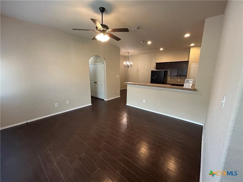 298 Rosalie Dr - Photo 3 of 28