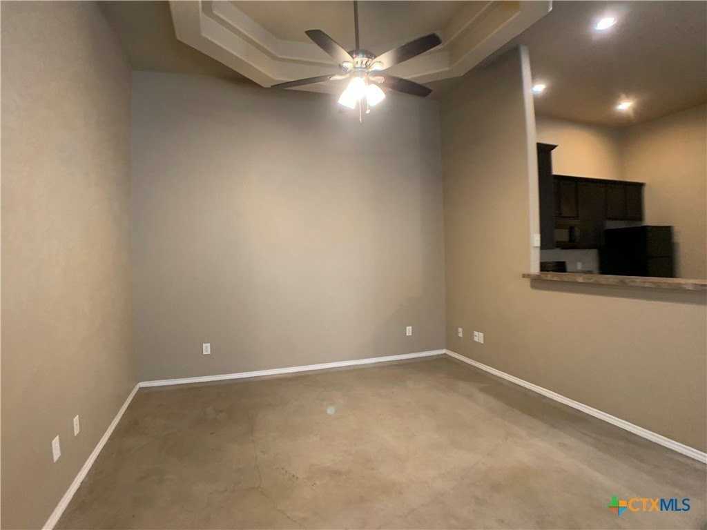 224 Anne Louise Dr #B - Photo 4 of 18