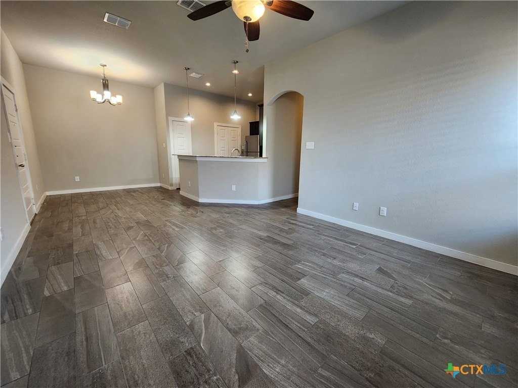 530 Creekside Frst - Photo 3 of 20
