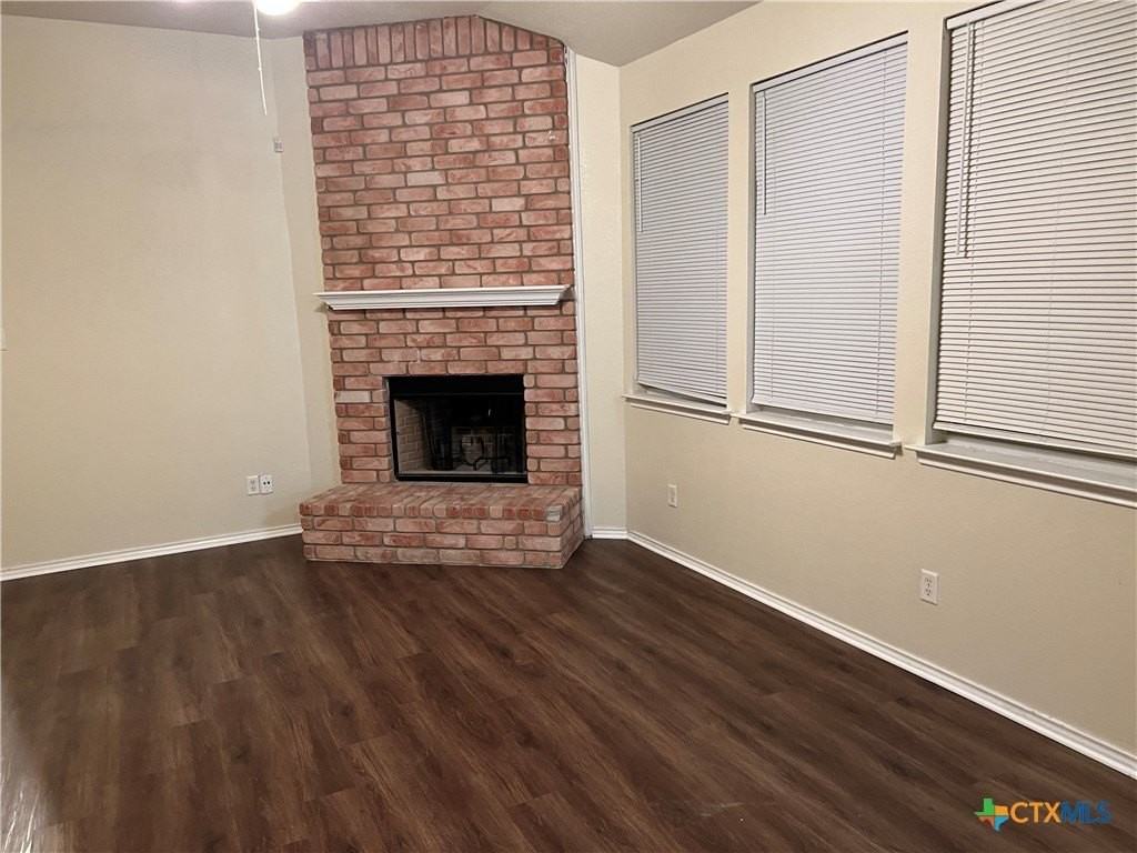 341 Placid Mdw - Photo 3 of 27