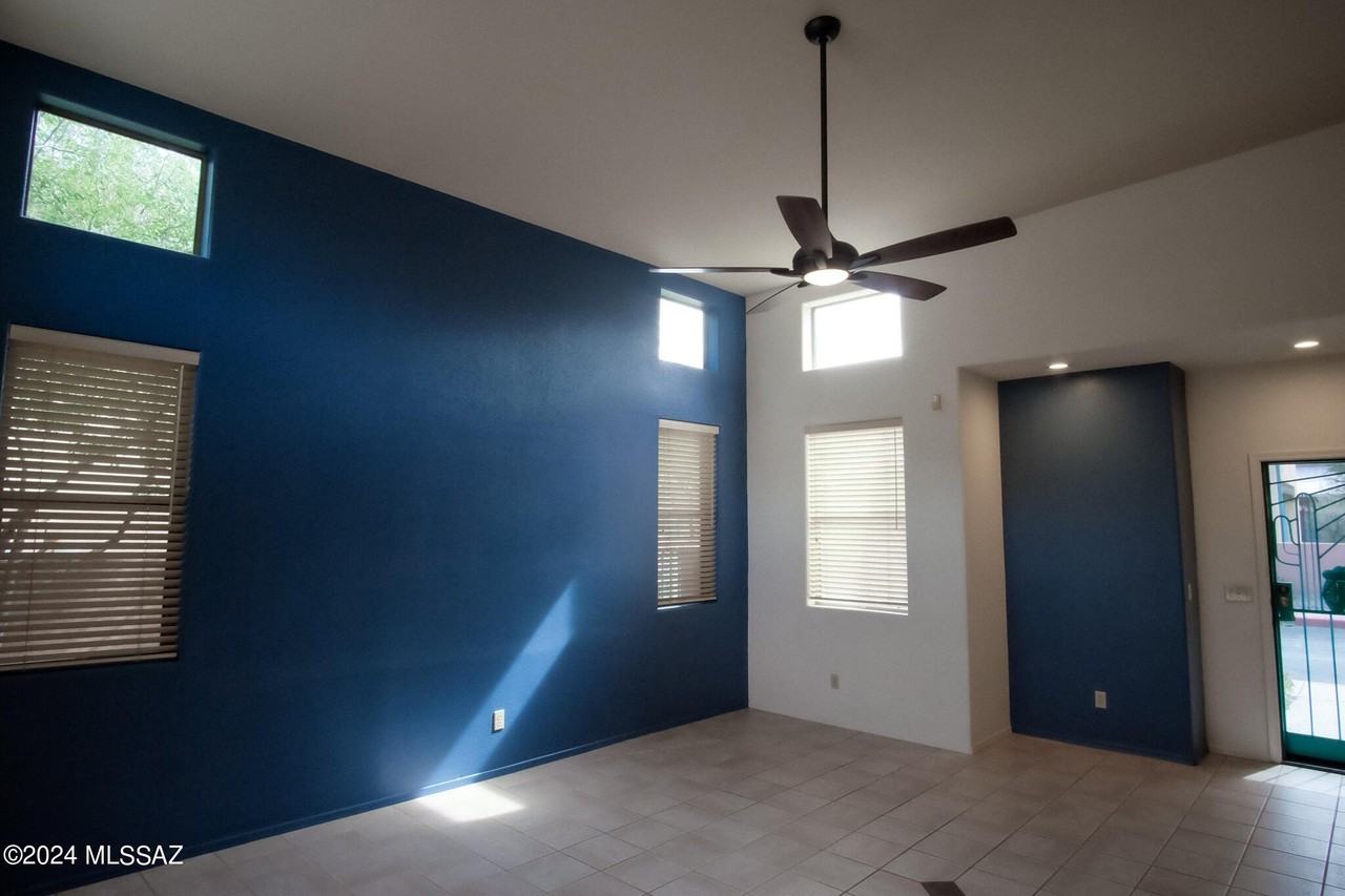 5237 E Calle Vista De Colores - Photo 4 of 29