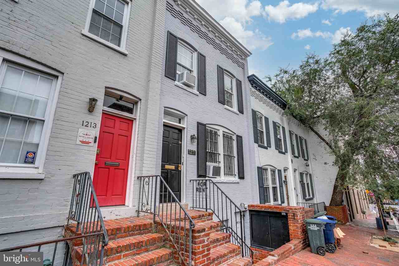 1211 33rd St Nw #1 - Photo 3 of 18
