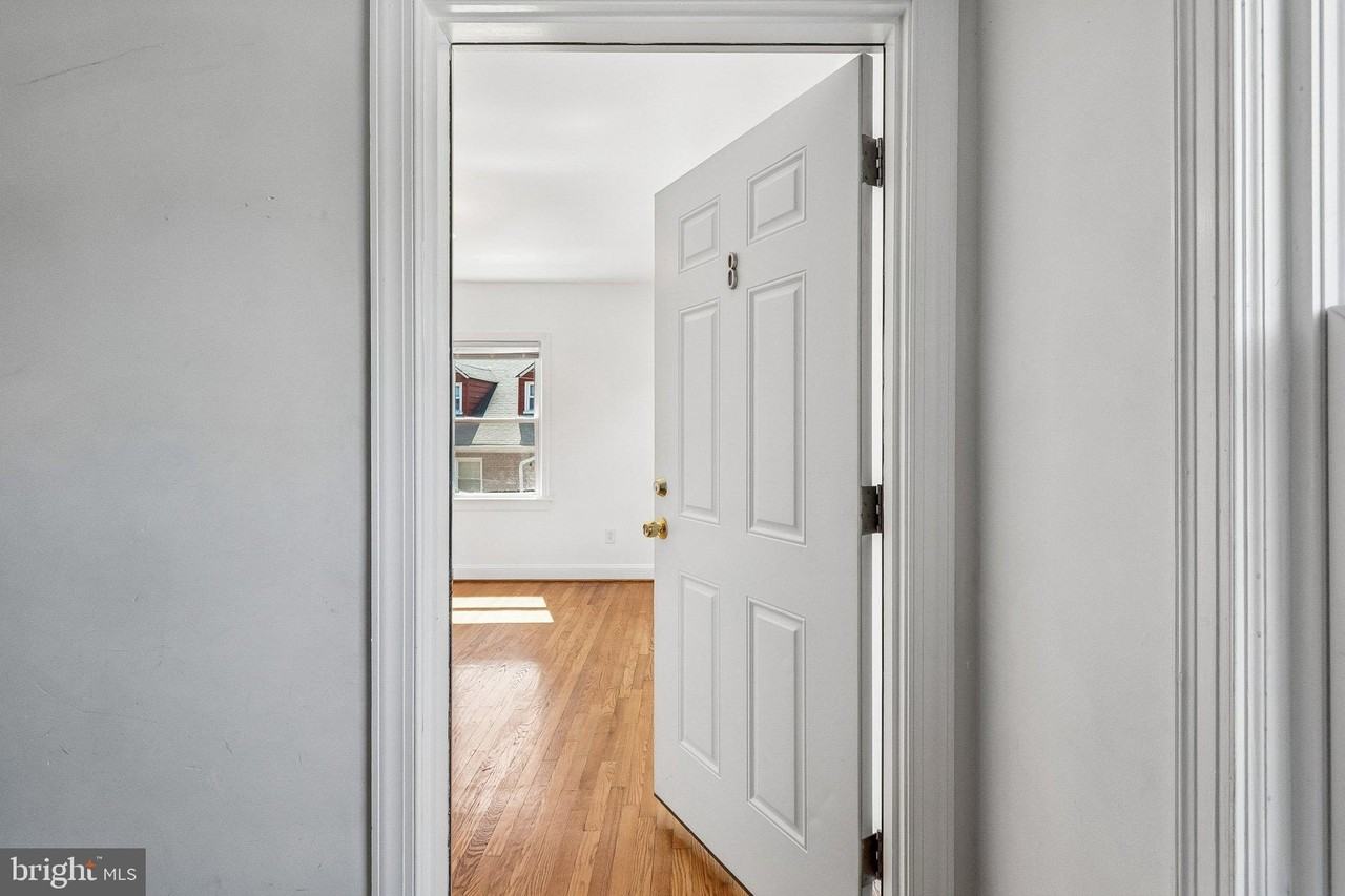 1400 Oglethorpe St Nw #8 - Photo 2 of 23