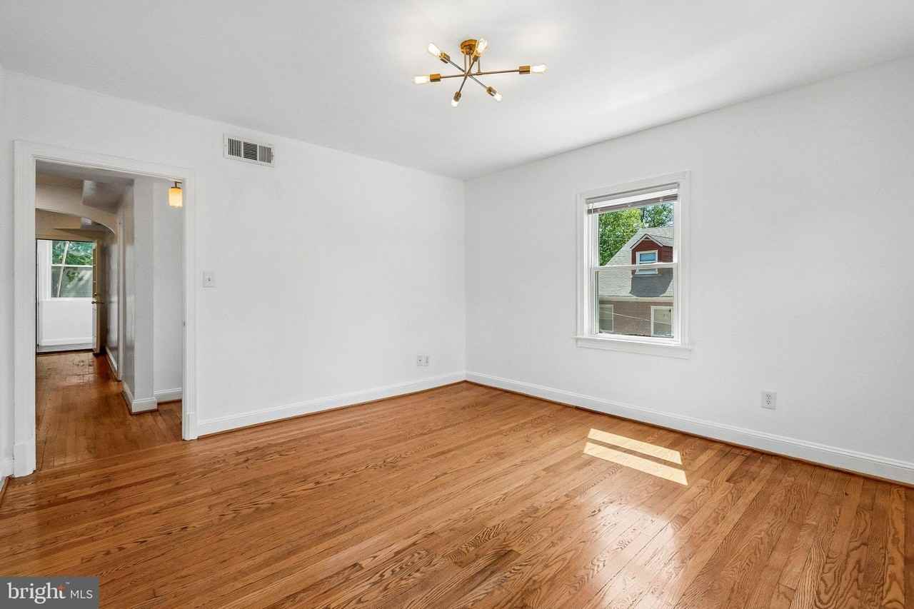 1400 Oglethorpe St Nw #8 - Photo 4 of 23