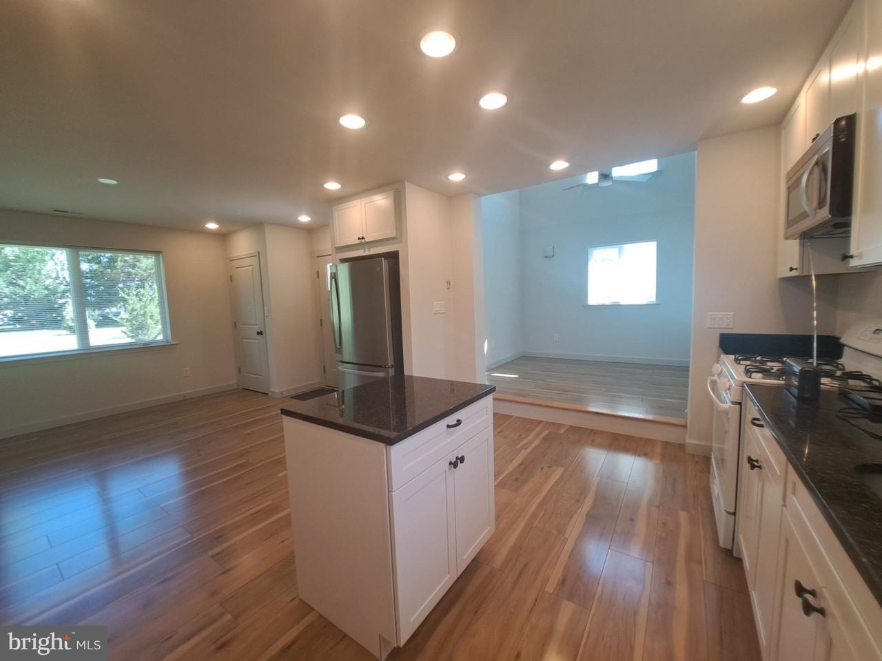20416 Hopkins Rd - Photo 4 of 13