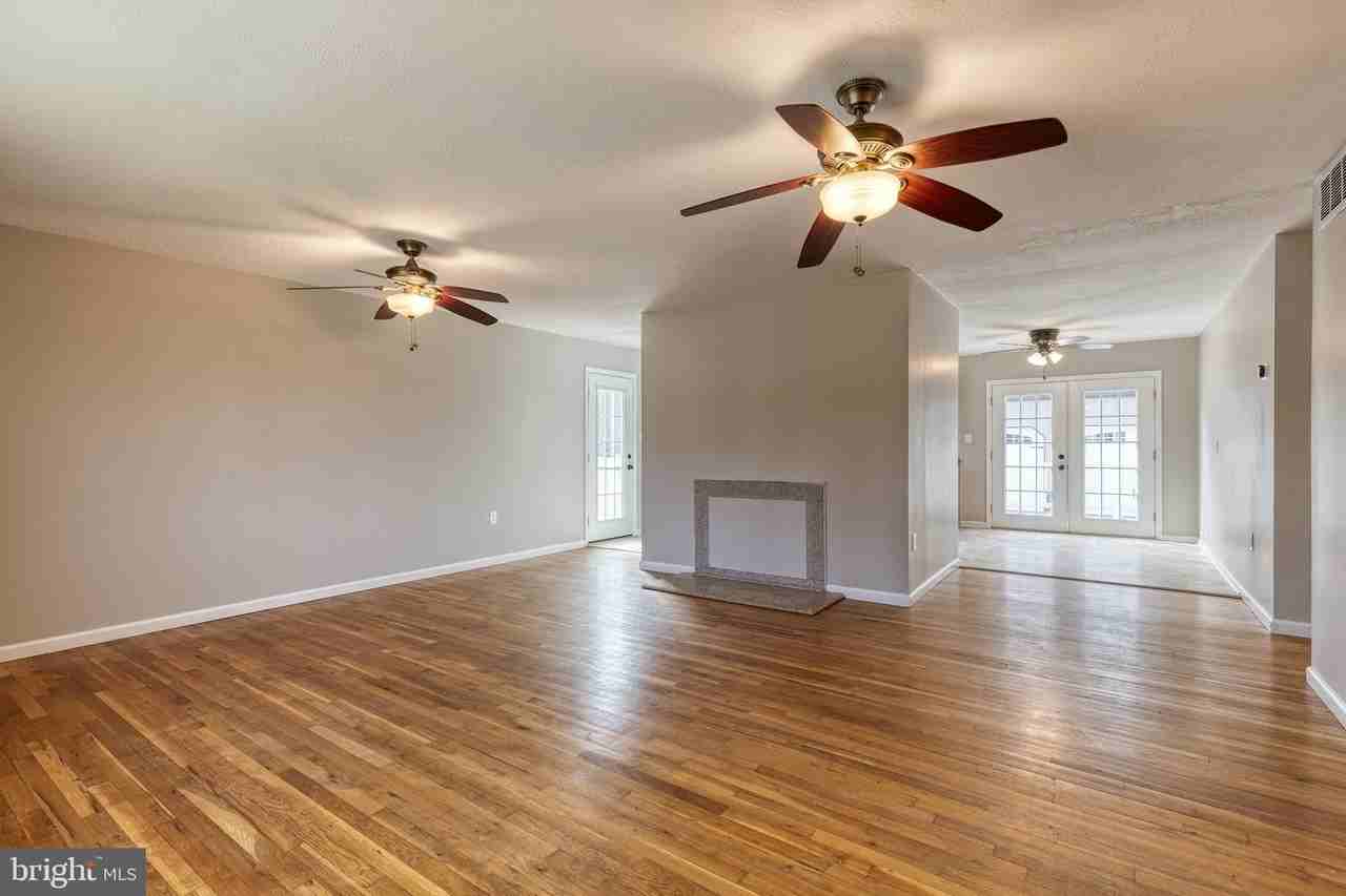 3345 Sudlersville S - Photo 4 of 37