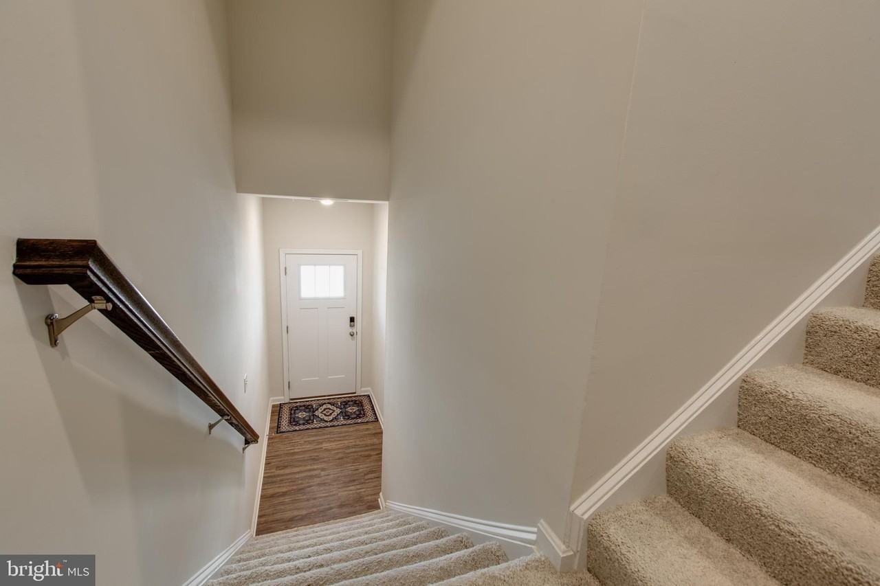 7989 Patterson Way - Photo 5 of 41