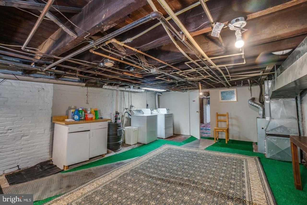 1420 Light St #1R - Photo 7 of 8