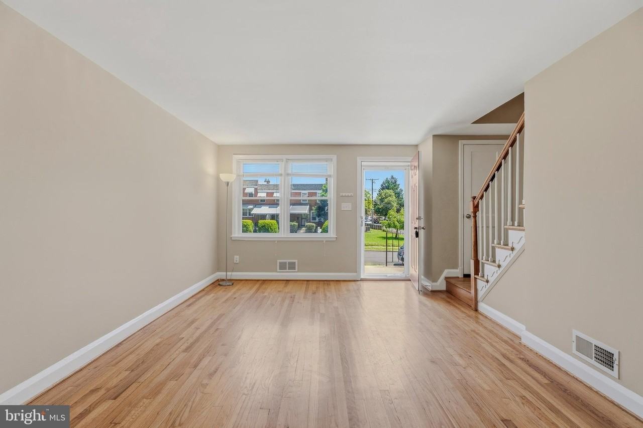586 Lucia Ave - Photo 5 of 33