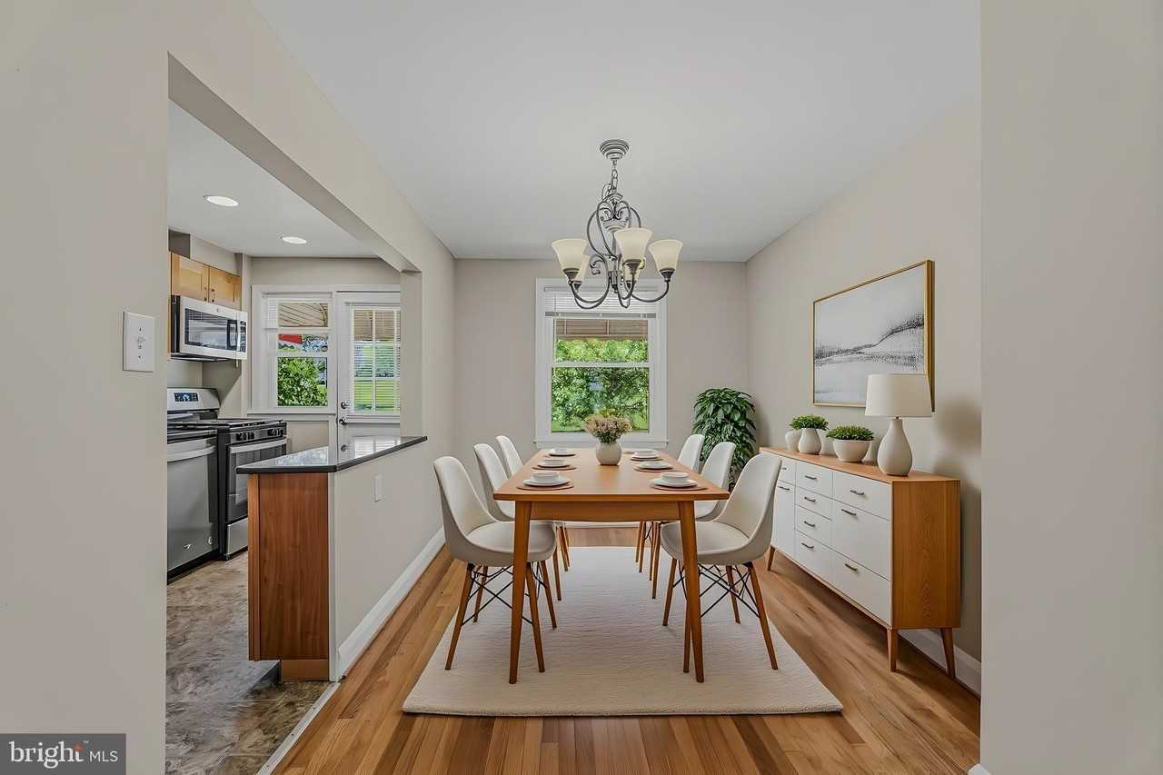 586 Lucia Ave - Photo 6 of 33