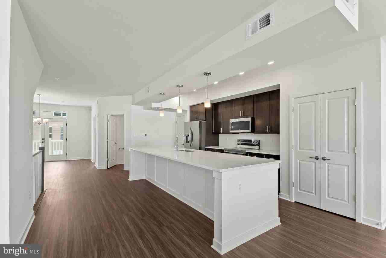 714 Iron Forge Rd Unit D - Photo 7 of 47