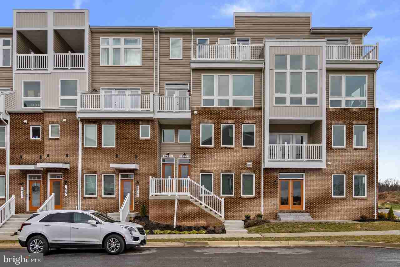 1631 Blacksmith Way #214B