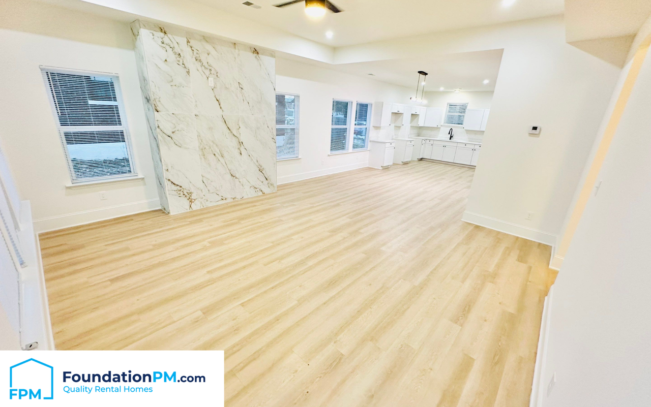 910 Dickinson St #1 - Photo 5 of 13