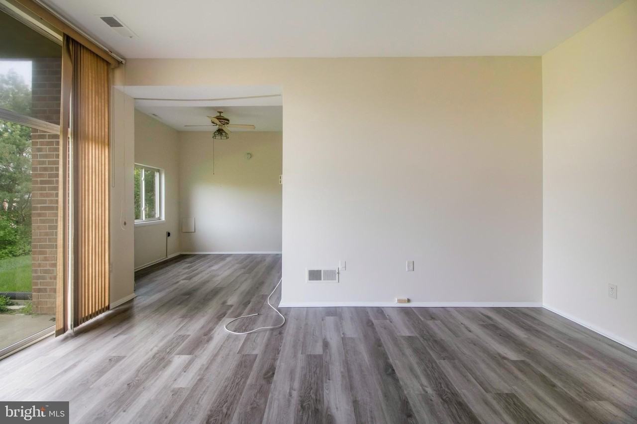 18730 Walkers Choice Rd #2 - Photo 2 of 47