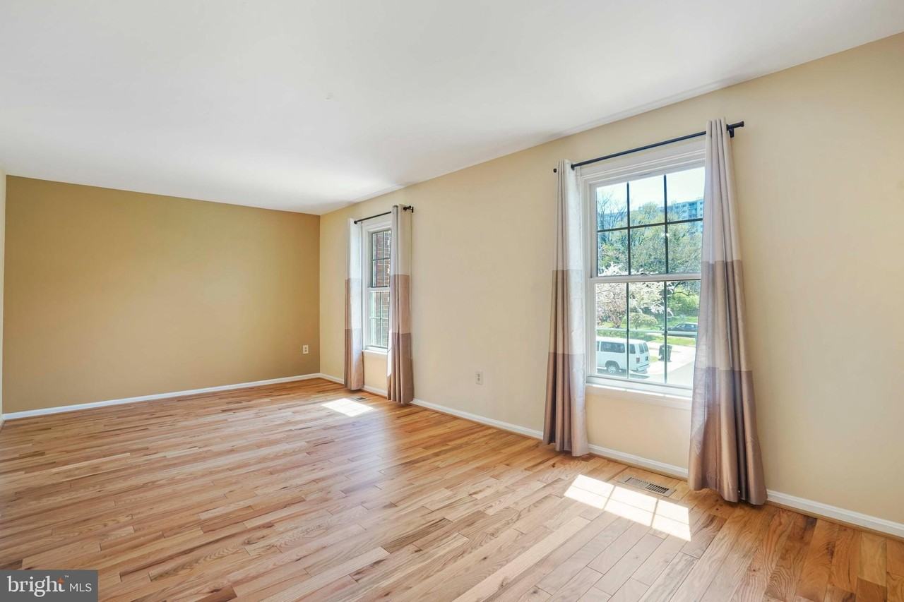 11322 Baritone Ct - Photo 4 of 29