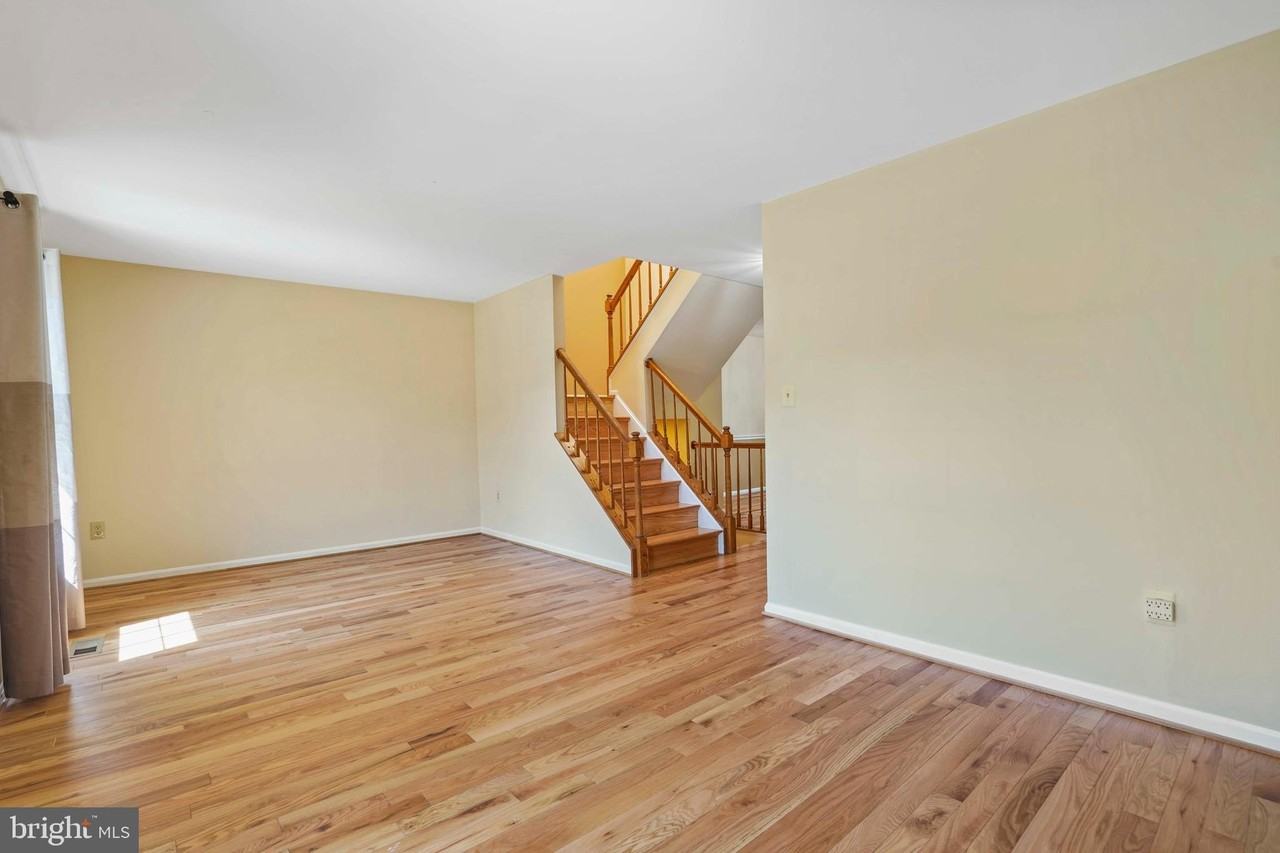 11322 Baritone Ct - Photo 5 of 29