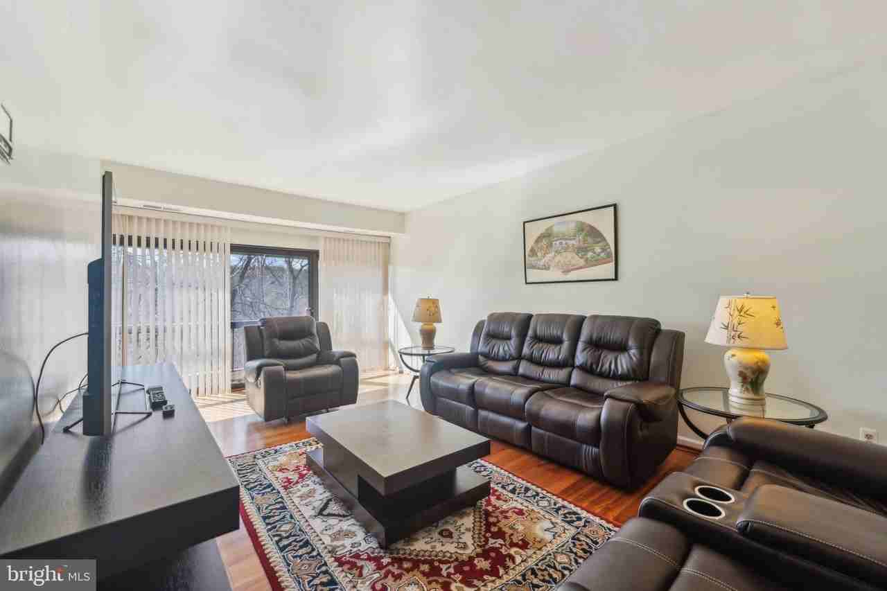 12712 Veirs Mill Rd #302 - Photo 5 of 25