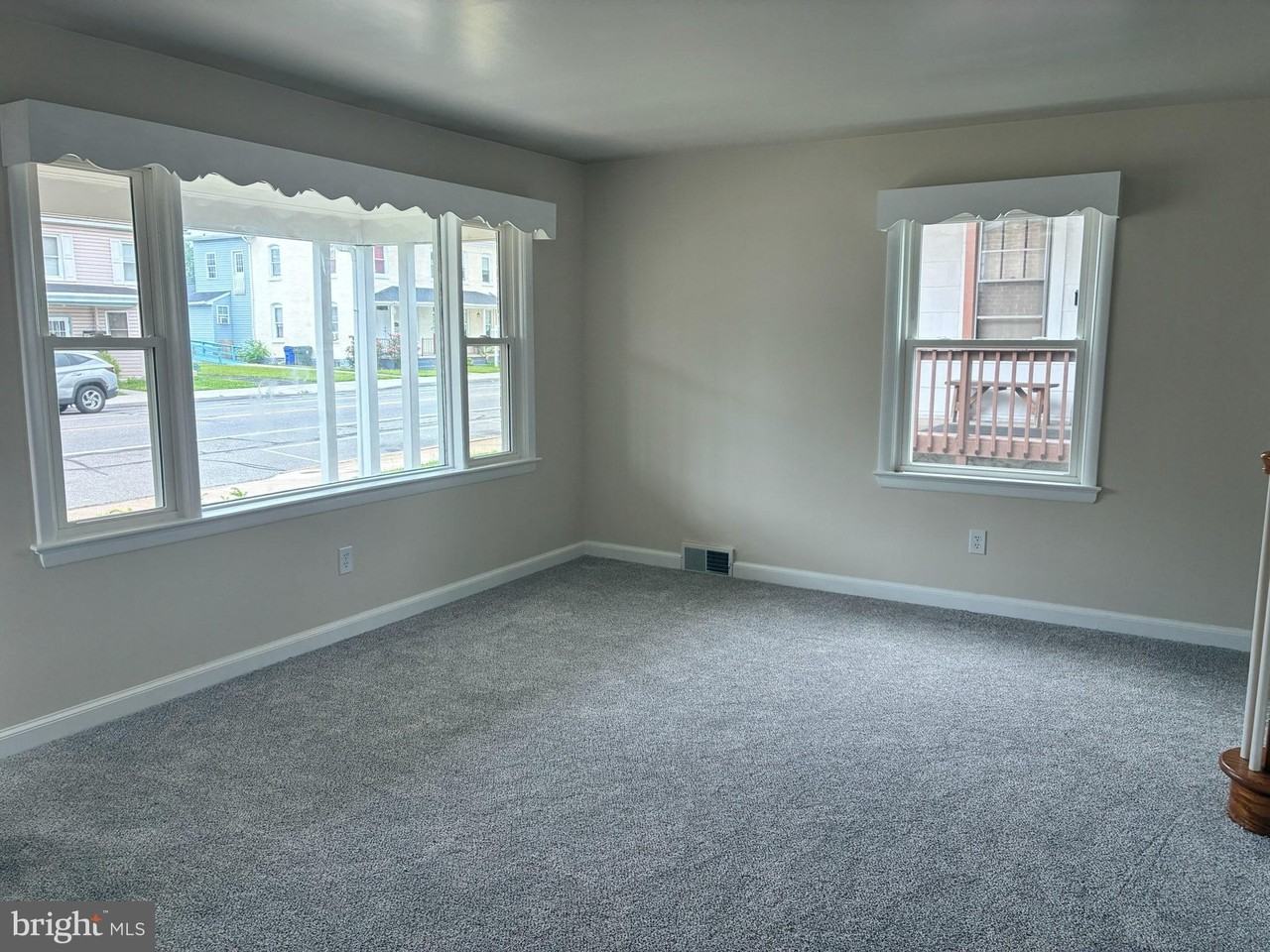 612 Frederick St - Photo 2 of 13