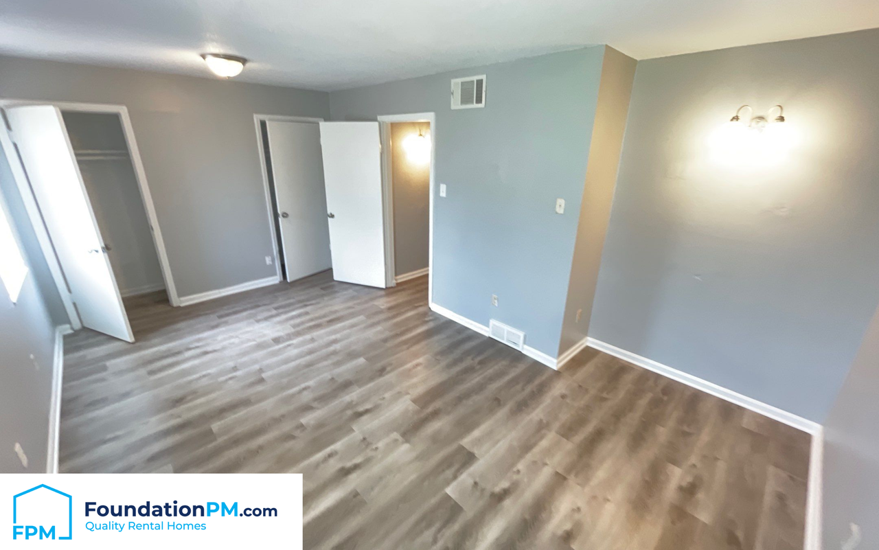 992 University St #1 - Photo 6 of 11