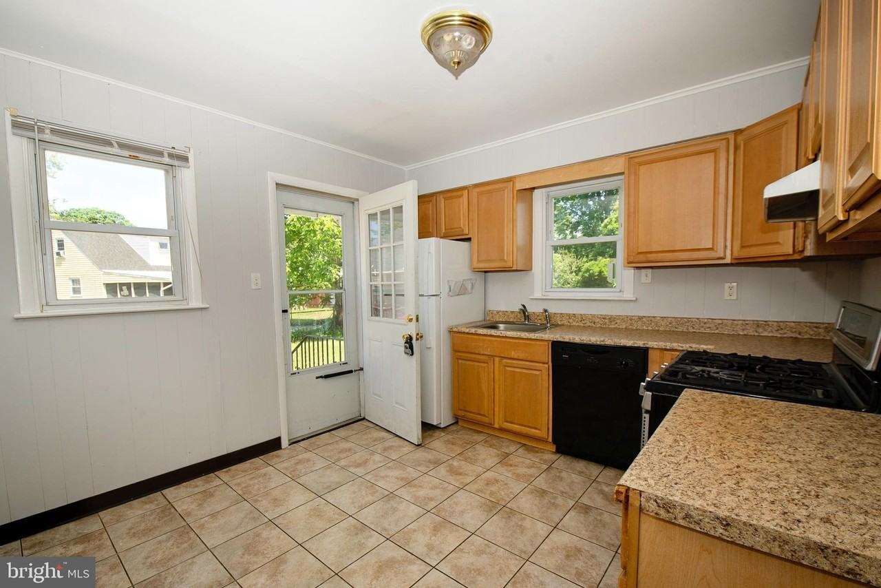 214 David Pl - Photo 6 of 21