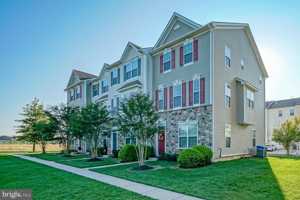featured image of 474 Aura Rd