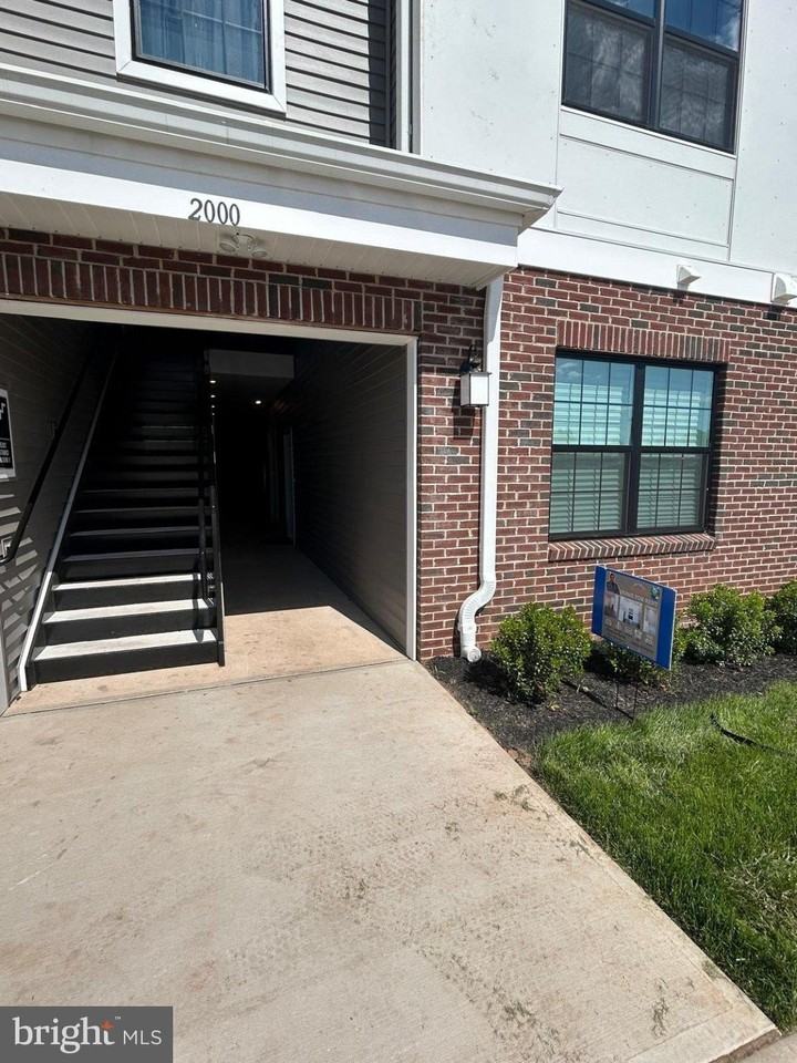 2203 Jacob Francis Way - Photo 3 of 25