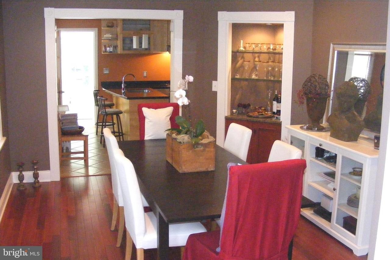 316 Locust Ave - Photo 7 of 41