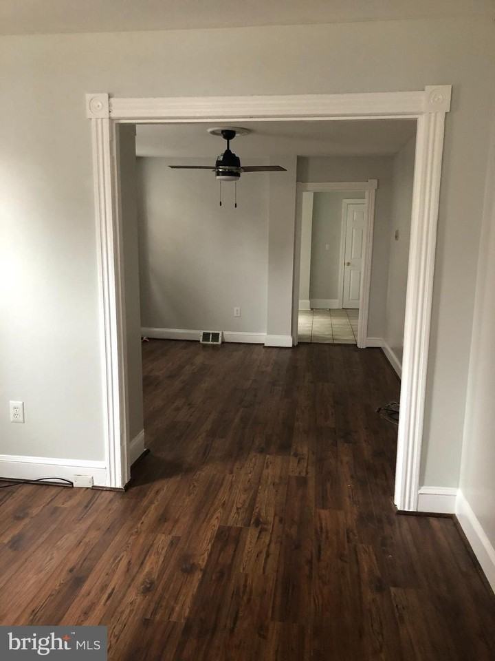 237 Chestnut Ave - Photo 2 of 16