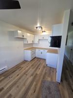 featured image of 300 Dewey St #5