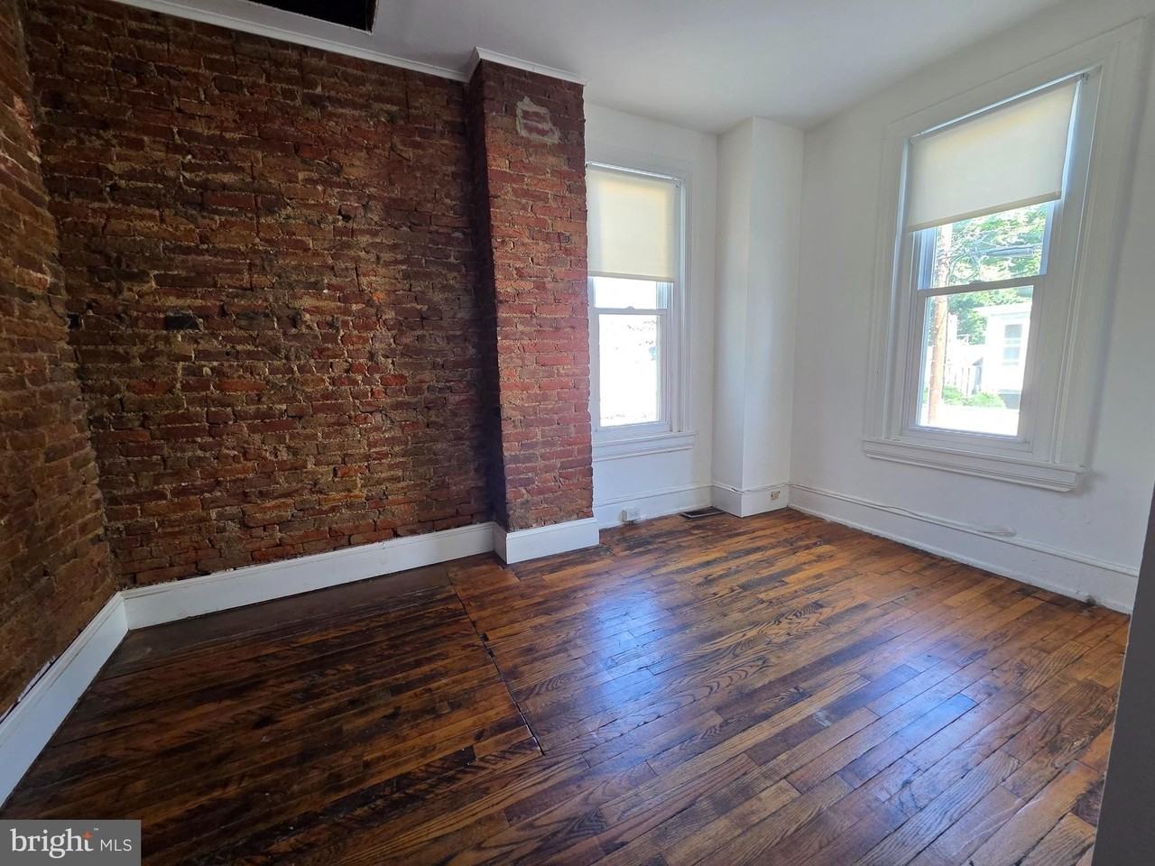 3848 Terrace St #A - Photo 2 of 10