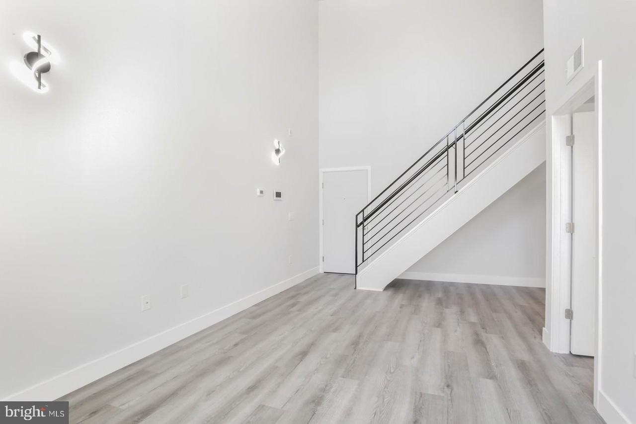 800 Callowhill St #10-3 - Photo 6 of 28