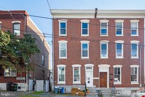 featured image of 204 Ripka St #2